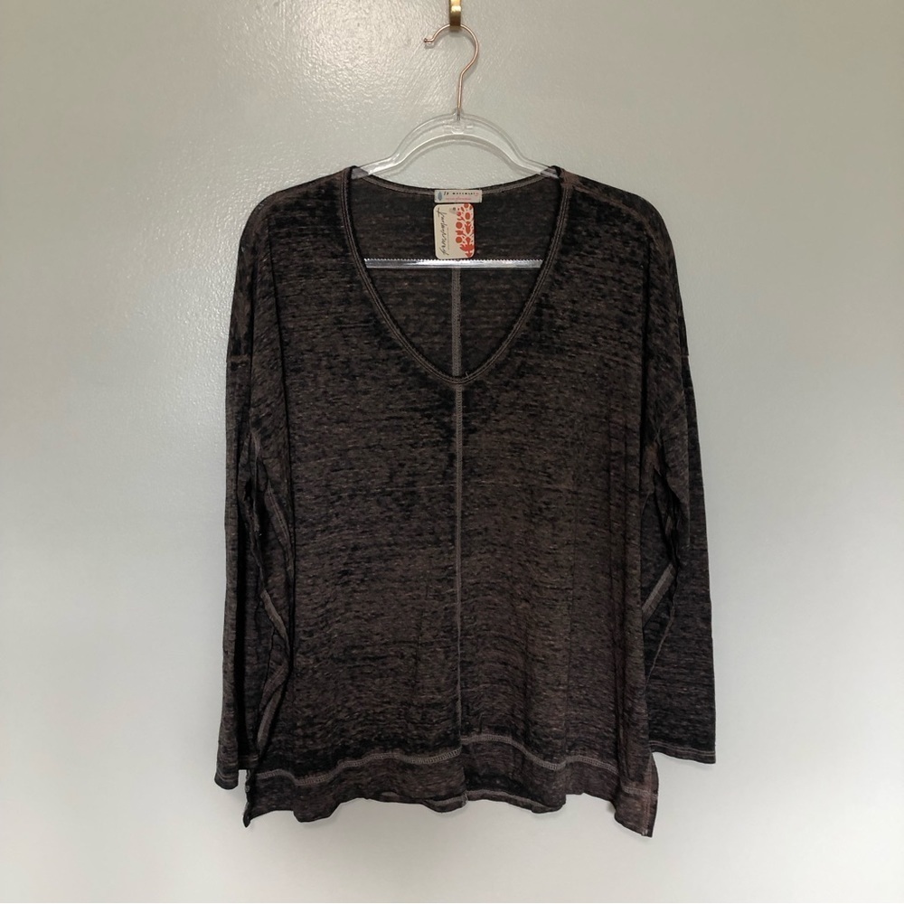 Free People Movement Long Sleeved Burnout Tee Shirt Side Split New Small